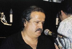 Πέθανε ο ρεμπέτης Μπάμπης Γκολές, στα 68 του χρόνια