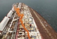 Αυτό το βίντεο στο ναυάγιο της Ελευσίνας είναι Κ.Α.Τ.Α.Π.Λ.Η.Κ.Τ.Ι.Κ.Ο!
