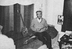 «Οχτώ σκαλοπάτια κάτω από τη γη»: Το 1990, στο σπίτι του Γιώργου Μουφλουζέλη