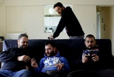 «Ας γνωρίσουμε τέσσερις ναρκομανείς κι ας δούμε πως συμπεριφέρονται στη καθημερινότητα τους»