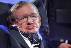 Stephen Hawking: Οι "μίνι" μαύρες τρύπες θα μπορούσαν να μας λύσουν το ενεργειακό πρόβλημα ή να μας καταστρέψουν