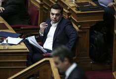 Τηλεφώνημα Τσίπρα στον Μητσοτάκη για το προσφυγικό