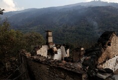 Τα καμένα σπίτια στο γραφικό, ορεινό Καζαβίτι της Θάσου