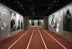 Oι φωτογραφίες του Βαγγέλη Κύρη στην μεγάλη έκθεση του Giorgio Armani στο Μιλάνο