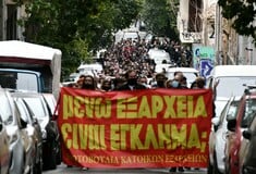 Αστυνομική βία: Συγκεντρώσεις διαμαρτυρίας σε πλατείες σε όλη την Ελλάδα