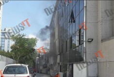 Πυρκαγιά στο παλιό κτίριο του ΑΝΤ1 - Δεν εκπέμπει το κανάλι