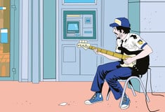 Πώς τα βγάζει πέρα ένας νέος καλλιτέχνης στη σημερινή Αθήνα