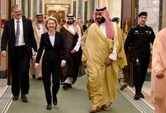 Η Γερμανίδα Υπουργός που αρνήθηκε να φορέσει χιτζάμπ στη Σαουδική Αραβία
