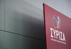 H κίνηση των 53+ επιτίθεται στον ΣΥΡΙΖΑ για το τρίτο Μνημόνιο και τις "πασοκικές λογικές"