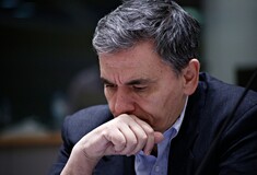 Κομισιόν και Αθήνα διαψεύδουν την προκαταρκτική συμφωνία