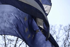 Eurostat: Πλεόνασμα 0,7% του ΑΕΠ - Στο 179% το ελληνικό χρέος