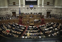 Προκλητικά τα φορολογικά προνόμια των βουλευτών - Αφορολόγητο έως το 77% του εισοδήματός τους