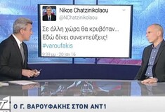21 meme και σχόλια για τη συνέντευξη Βαρουφάκη στον Χατζηνικολάου