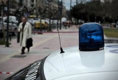 Κατακραυγή για τον επιχειρηματία που ασελγούσε σε 14χρονο κορίτσι - Τα γυρίζει τώρα η μητέρα της