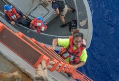 Απίστευτη ιστορία διάσωσης - Δύο γυναίκες και δύο σκύλοι είχαν χαθεί στον Ειρηνικό Ωκεανό για πέντε μήνες