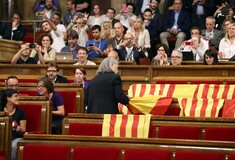 Καταλονία: Διώξεις ζητά ο εισαγγελέας για τους βουλευτές που είπαν "ναι" στο δημοψήφισμα