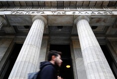 Χαλάρωση των capital controls για επιχειρήσεις