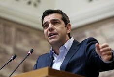 Τσίπρας: Απορρύπανση δεν θέλουν μόνο οι ακτές αλλά και το σύστημα της διακίνησης των καυσίμων στη θάλασσα