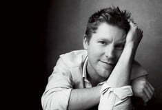 Ο Christopher Bailey είχε αναλάβει, μαζί με τον οίκο Burberry, και το branding της Μεγάλης Βρετανίας