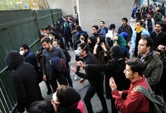 Ιράν: Επεισόδια και τραυματίες στις διαδηλώσεις κατά του Αλί Χαμενεϊ- Συγκεντρώσεις και σε Παρίσι και Βερολίνο