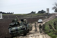 Ο τουρκικός στρατός περικύκλωσε την Αφρίν