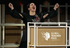 Η Ελληνοκύπρια Άντρια Ζαφειράκου ανακηρύχθηκε Καλύτερη Δασκάλα στον κόσμο