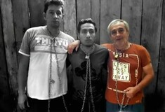 Σοκ στον Ισημερινό από βίντεο τριών απαχθέντων δημοσιογράφων που δημοσίευσε η FARC