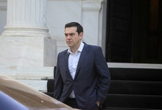 Σκοπιανό: Ο Τσίπρας ενημέρωσε όλους τους πολιτικούς αρχηγούς και εισέπραξε μόνο «όχι»