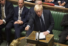 Brexit: Πρόωρες εκλογές ζητά σήμερα ο Τζόνσον - Σε δεινή θέση η κυβέρνηση