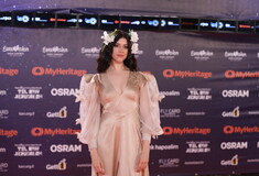 Eurovision 2019: H Κατερίνα Ντούσκα, η Φουρέιρα και η Τάμτα (με πανύψηλα παπούτσια) στην τελετή έναρξης