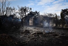Φωτιά στο Μάτι: «Το 199 μου είπε πως δεν υπάρχει φωτιά», λέει ο σύζυγος θύματος