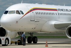 Πρέσβης Βενεζουέλας: «Βλακώδες πως το αεροπλάνο που σταμάτησε στην Αθήνα μετέφερε χρυσό»