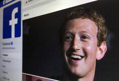 Η δεκαετία της παντοδυναμίας του Facebook - Η εφαρμογή που «κατέβασαν» οι περισσότεροι στον πλανήτη