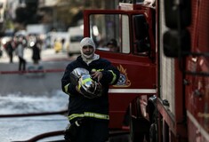 Φωτιά στο κέντρο της Αθήνας - Σε εγκαταλελειμμένο κτίριο