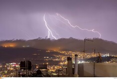 Meteo: Προ των πυλών η τετραήμερη κακοκαιρία «Θάλεια» - Με βροχές, καταιγίδες και χαλαζοπτώσεις