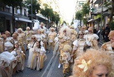 Πατρινό καρναβάλι, παρά την ακύρωση -Περίπου 8.000 άνθρωποι έκαναν παρέλαση