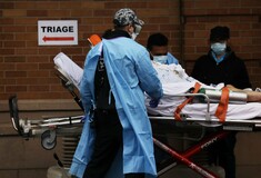 Κορωνοϊός: Πάνω από 2.200 νεκροί σε 24 ώρες στις ΗΠΑ - Ξανά ανοδική τροχιά θυμάτων