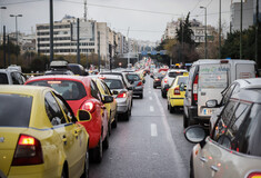 Έρευνα: Οι μισοί Έλληνες οδηγούν επικίνδυνα - Πιο προσεκτικοί οδηγοί οι Γερμανοί