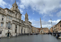 Ο κοροναϊός άδειασε τη Ρώμη - Εικόνες έρημης πόλης και μνημεία χωρίς κόσμο