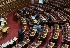 Δημοσκόπηση: Στο 18,2% η διαφορά ΝΔ με ΣΥΡΙΖΑ - Σημαντικότερο πρόβλημα η ανεργία