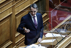 Μητσοτάκης: Δεν μιλάμε για άνοιγμα, αλλά για αναπροσαρμογή