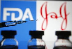 Εμβόλιο Johnson & Johnson: Η FDA ζητά διακοπή της χρήσης του στις ΗΠΑ για τη διερεύνηση περιστατικών με θρομβώσεις