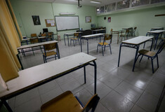 Θεσσαλονίκη: Ένταση έξω από σχολείο - Κατάληψη για μαθητή που αρνήθηκε να κάνει self test