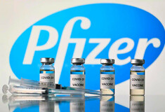 Η ΕΕ προμηθεύεται επιπλέον 100 εκατ. δόσεις του εμβολίου Pfizer/BioNTech
