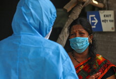 Ινδία: «Θύελλα» νέων κρουσμάτων κορωνοϊού, τα νοσοκομεία ξεμένουν από οξυγόνο