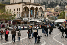 Aνακοινώσεις Χαρδαλιά το απόγευμα: Πληροφορίες για «τέλος» του SMS και διαδημοτικές μετακινήσεις