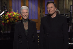 Ο Έλον Μασκ οικοδεσπότης στο Saturday Night Live - Μαζί με τη μαμά του [ΒΙΝΤΕΟ]