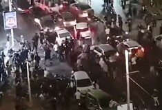 Άγρια επίθεση σε «Άραβα» οδηγό από πλήθος Ισραηλινών [ΒΙΝΤΕΟ] 