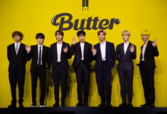 Οι BTS έδωσαν στη δημοσιότητα το νέο single τους, που σπάει ρεκόρ στο YouTube