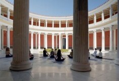 ONLINE Twelve Om Athens Yoga Festival 2021: Μια μέρα γεμάτη yoga, ομιλίες και μουσική